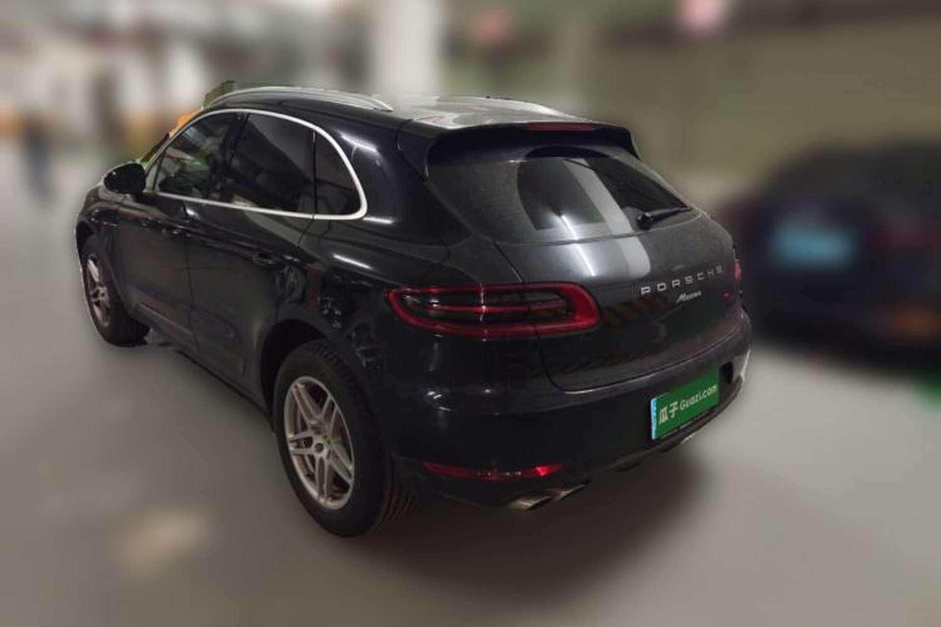 Used Porsche Macan 2017 Macan 2.0T Rear Left 45 Deg