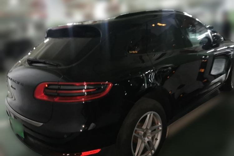 Used Porsche Macan 2017 Macan 2.0T Rear Right 45 Deg