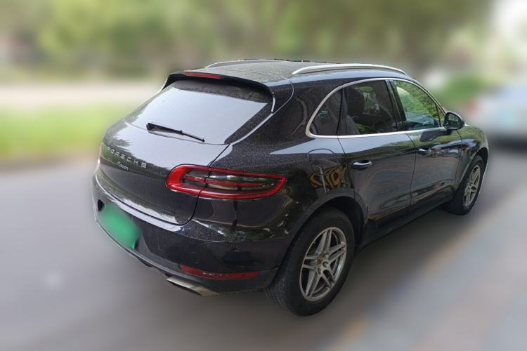 Used Porsche Macan 2017 Macan 2.0T Rear Right 45 Deg