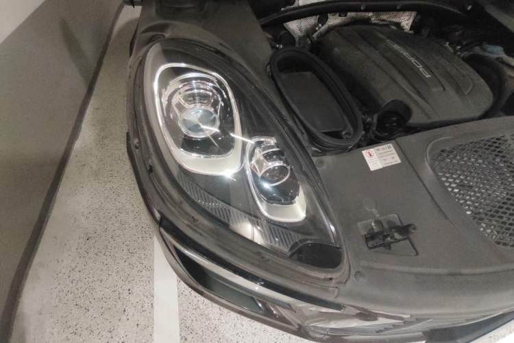 Used Porsche Macan 2017 Macan 2.0T Right Front Headlight