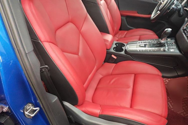 Used Porsche Macan 2017 Macan 2.0T Right Front Seat