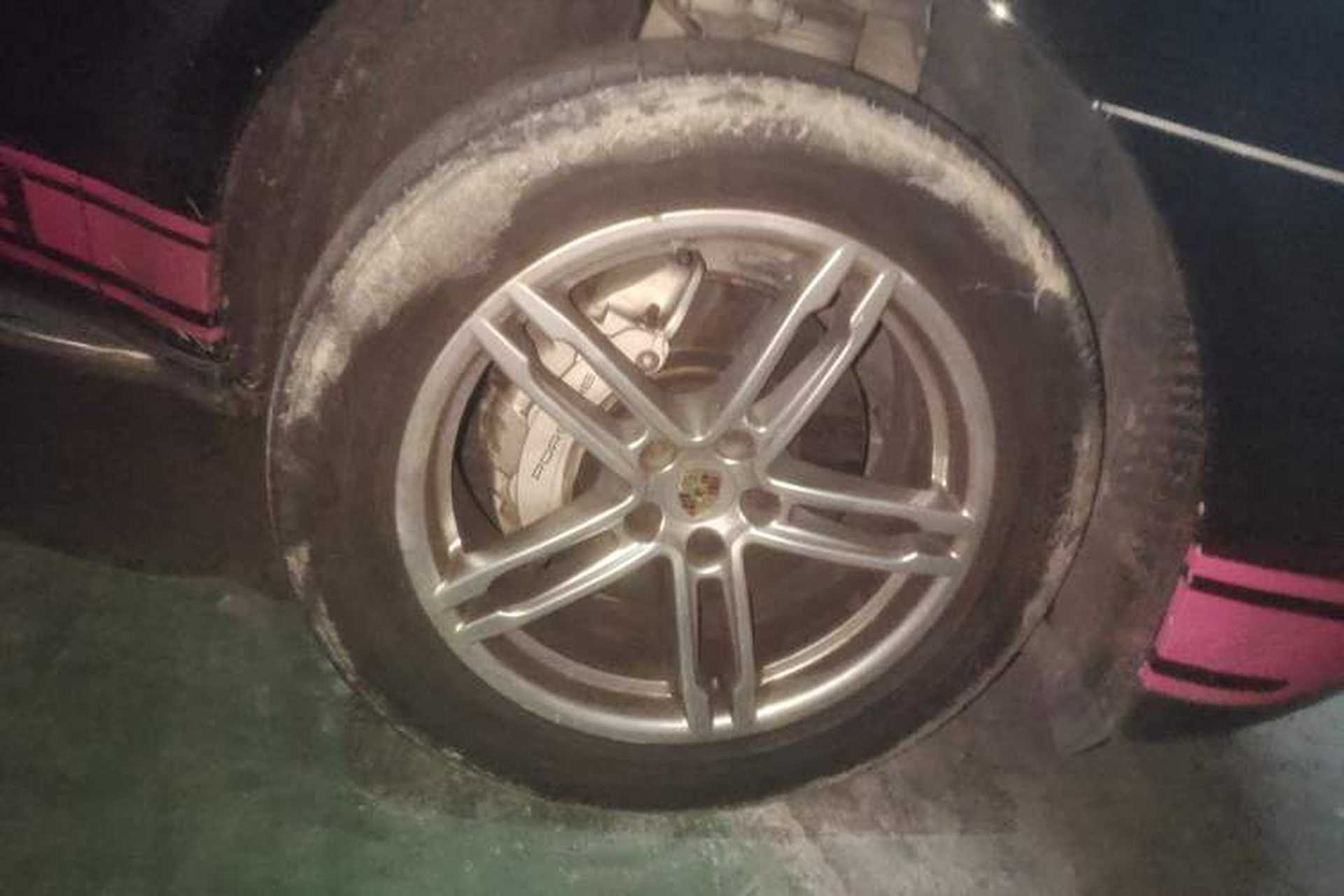 Used Porsche Macan 2017 Macan S 3.0T Right Front Wheel Hub