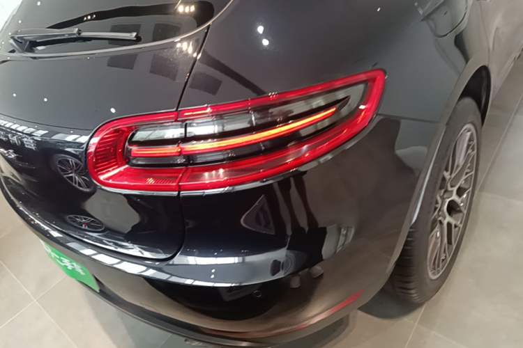 Used Porsche Macan 2017 Macan S 3.0T Right Rear Taillight