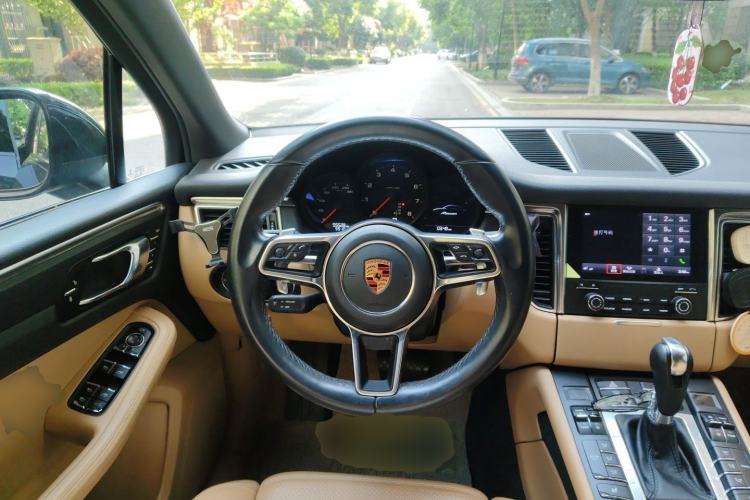 Used Porsche Macan 2017 Macan 2.0T Steering Wheel