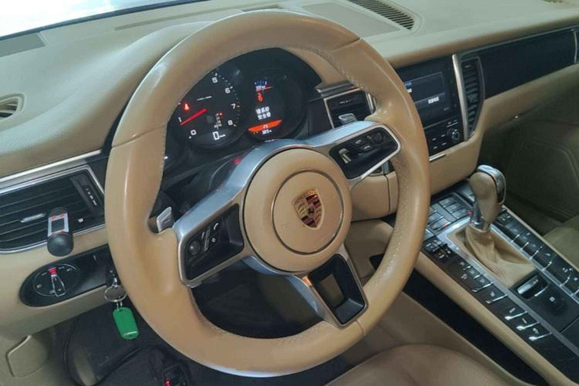 Used Porsche Macan 2017 Macan 2.0T Steering Wheel