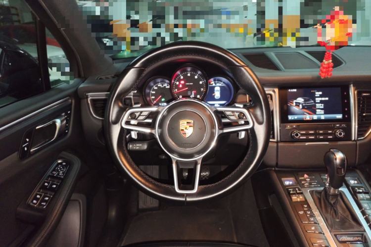 Used Porsche Macan 2017 Macan 2.0T Steering Wheel