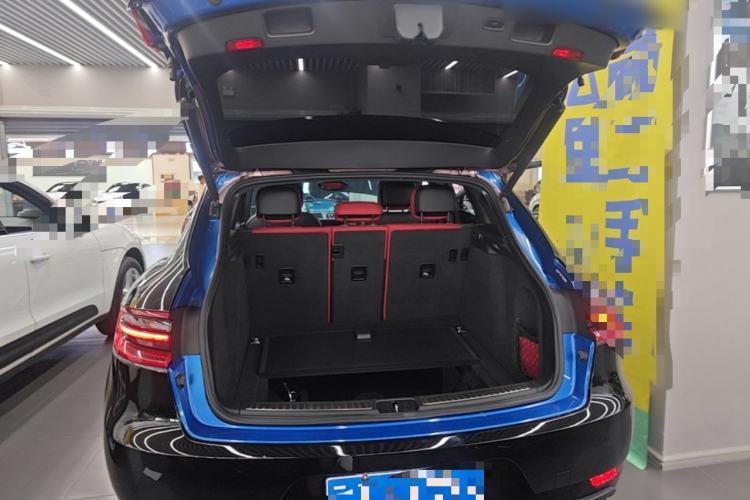 Used Porsche Macan 2017 Macan 2.0T Trunk