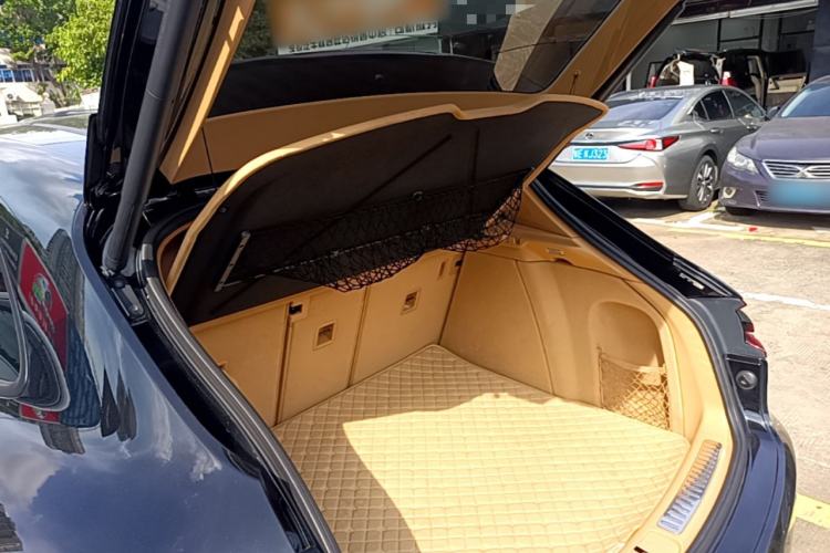 Used Porsche Macan 2017 Macan 2.0T Trunk