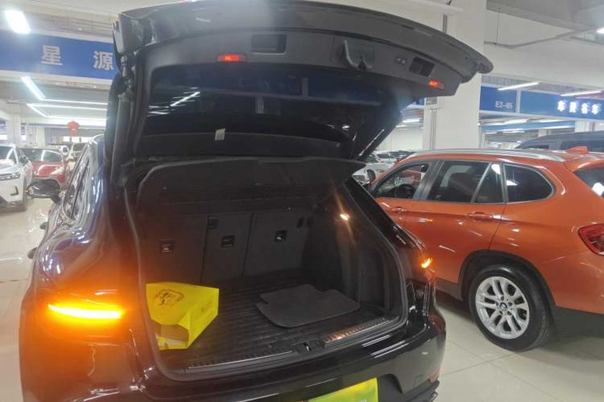 Used Porsche Macan 2017 Macan S 3.0T Trunk