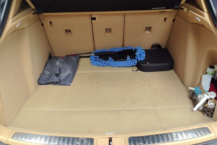 Used Porsche Macan 2017 Macan 2.0T Trunk