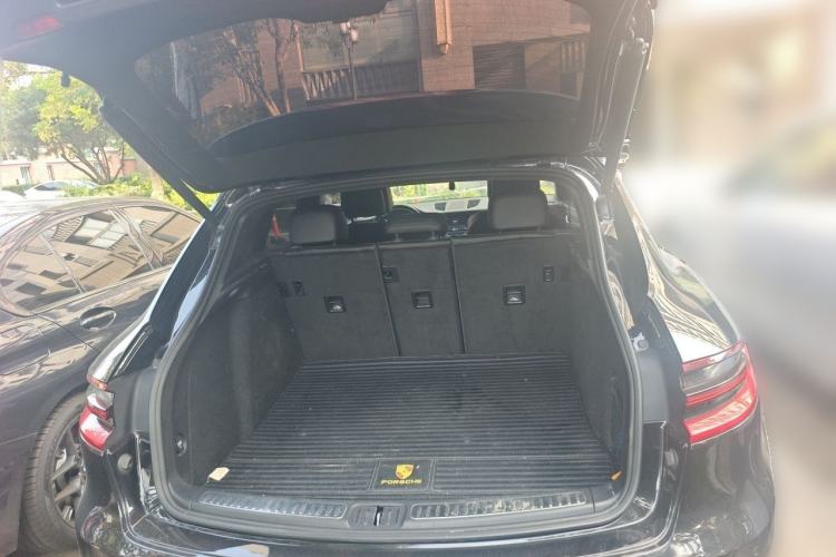 Used Porsche Macan 2017 Macan 2.0T Trunk
