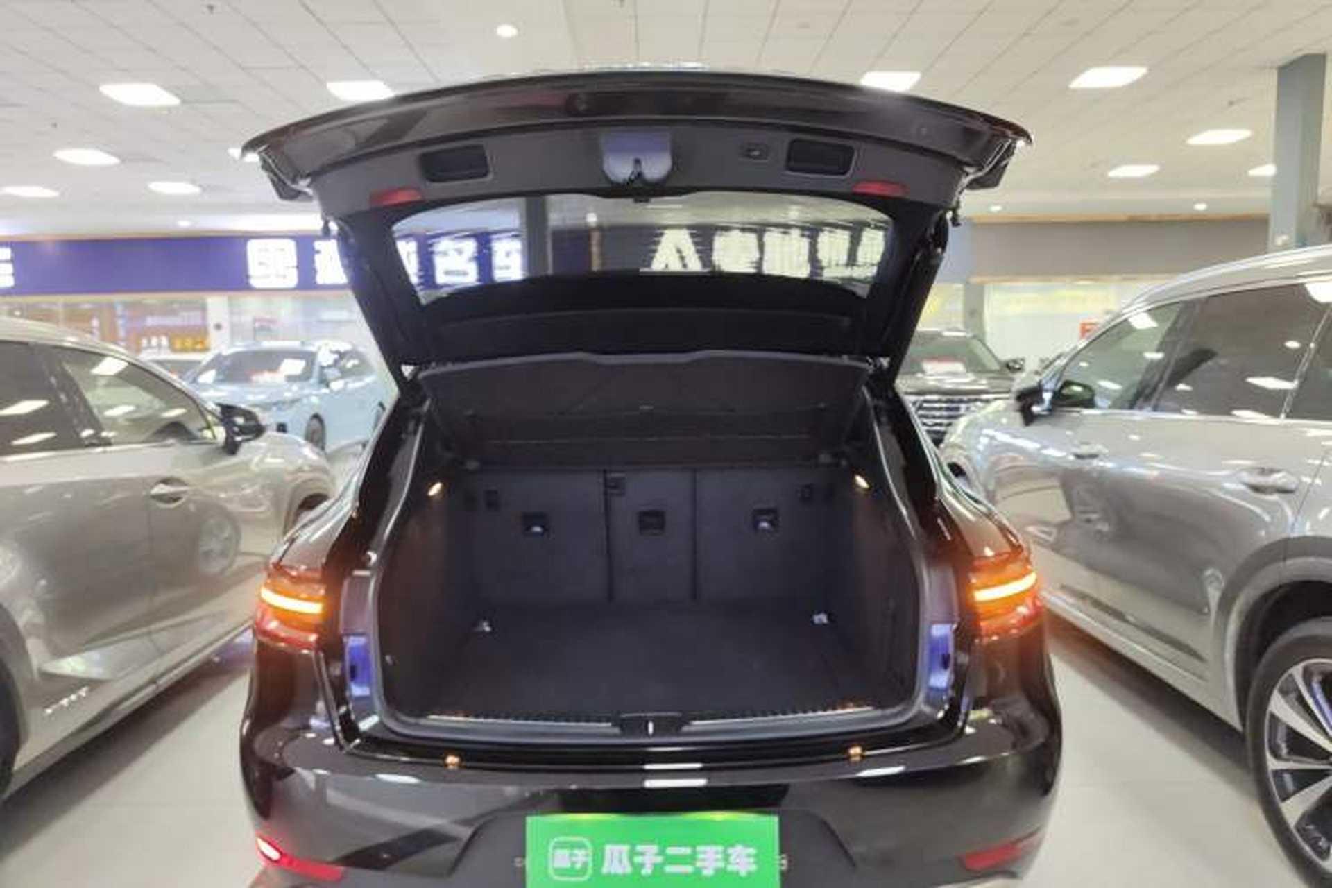 Used Porsche Macan 2017 Macan S 3.0T Trunk
