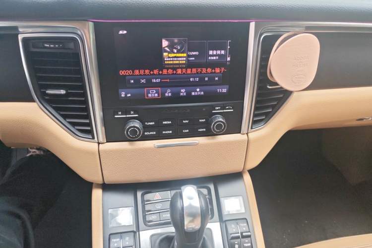 Used Porsche Macan 2017 Macan 2.0T Audio And AC Panel