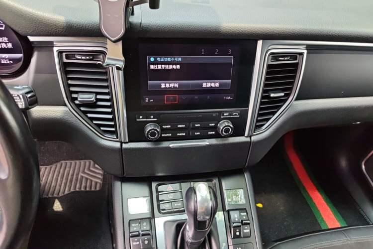 Used Porsche Macan 2017 Macan 2.0T Audio And AC Panel