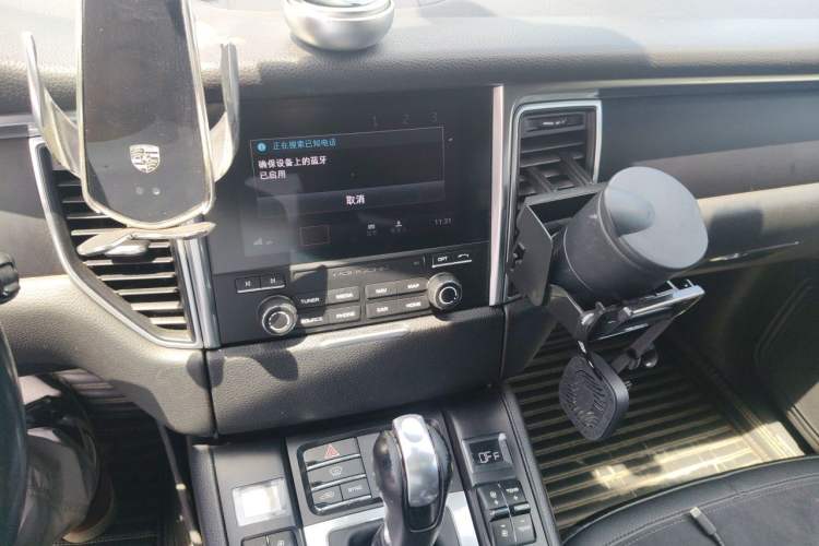 Used Porsche Macan 2017 Macan 2.0T Audio And AC Panel