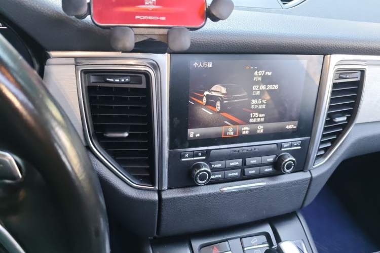 Used Porsche Macan 2017 Macan 2.0T Audio And AC Panel