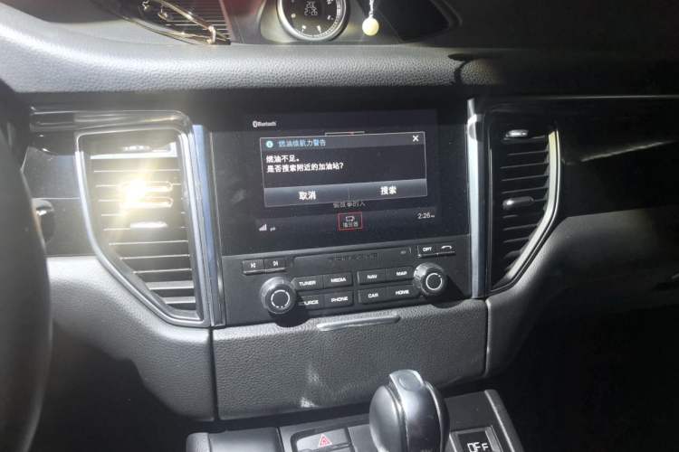 Used Porsche Macan 2017 Macan S 3.0T Audio And AC Panel