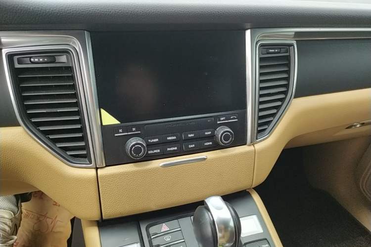 Used Porsche Macan 2017 Macan 2.0T Audio And AC Panel