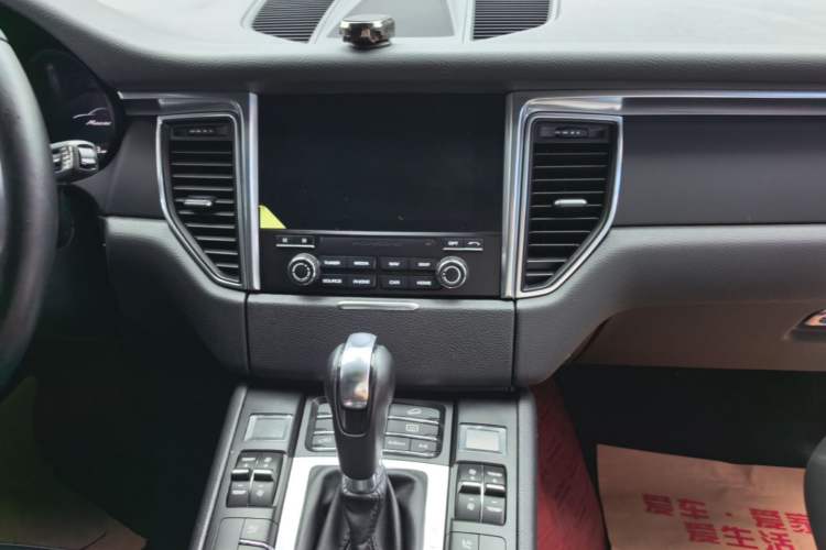 Used Porsche Macan 2017 Macan 2.0T Audio And AC Panel