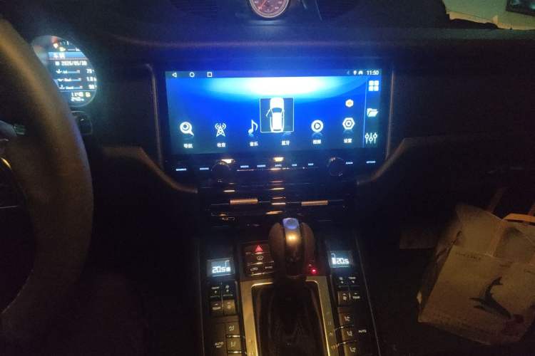 Used Porsche Macan 2017 Macan 2.0T Audio And AC Panel