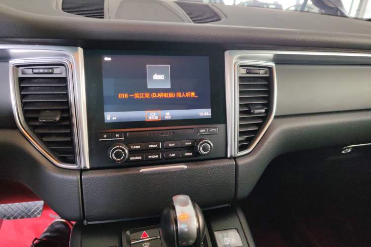 Used Porsche Macan 2017 Macan 2.0T Audio And AC Panel