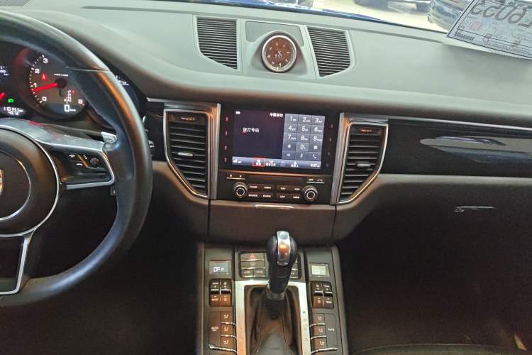 Used Porsche Macan 2017 Macan S 3.0T Audio And AC Panel
