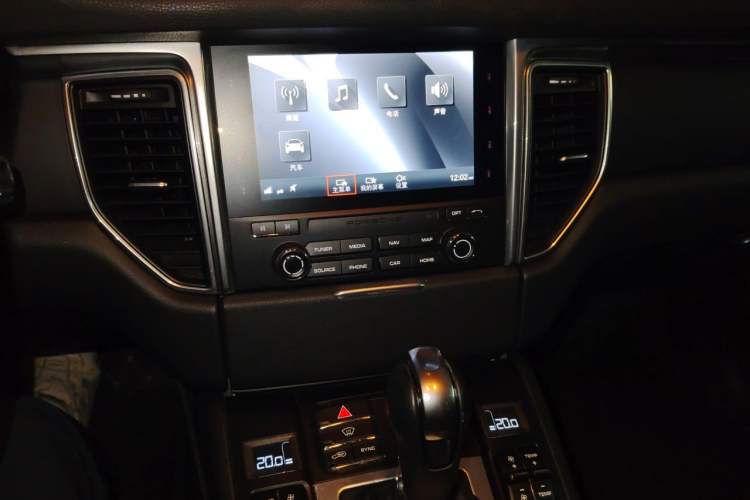 Used Porsche Macan 2017 Macan 2.0T Audio And AC Panel