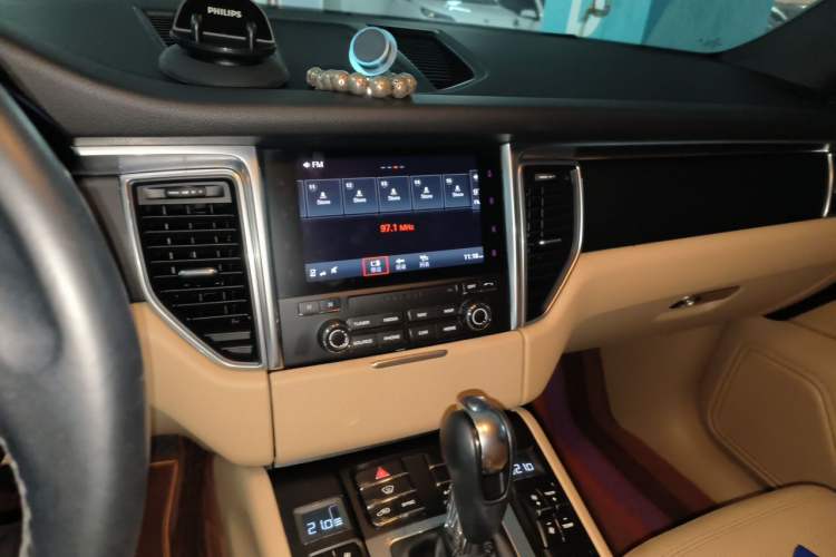 Used Porsche Macan 2017 Macan 2.0T Audio And AC Panel