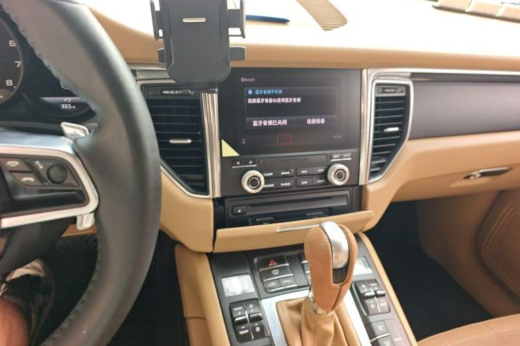 Used Porsche Macan 2017 Macan 2.0T Audio And AC Panel