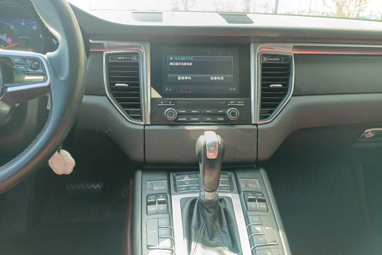 Used Porsche Macan 2017 Macan 2.0T Audio And AC Panel