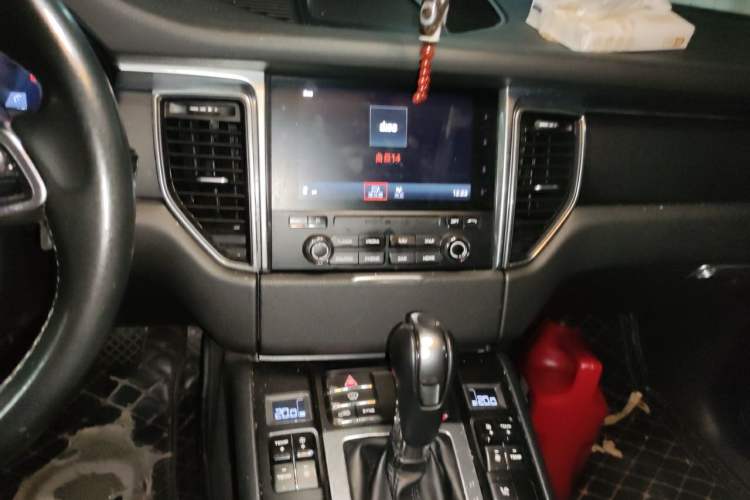 Used Porsche Macan 2017 Macan 2.0T Audio And AC Panel