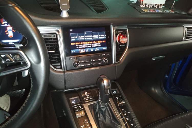 Used Porsche Macan 2017 Macan 2.0T Audio And AC Panel