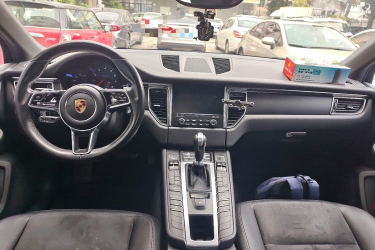 Used Porsche Macan 2017 Macan 2.0T Center Console