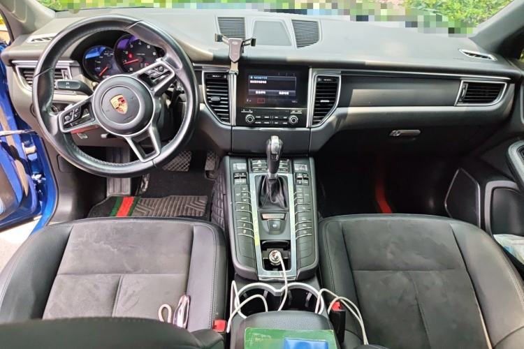 Used Porsche Macan 2017 Macan 2.0T Center Console