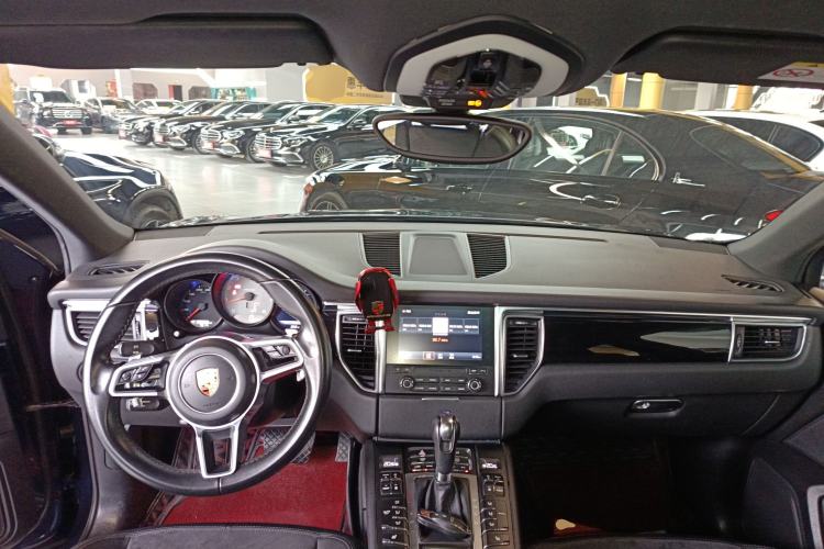Used Porsche Macan 2017 Macan S 3.0T Center Console