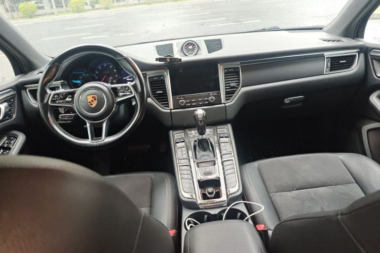 Used Porsche Macan 2017 Macan 2.0T Center Console