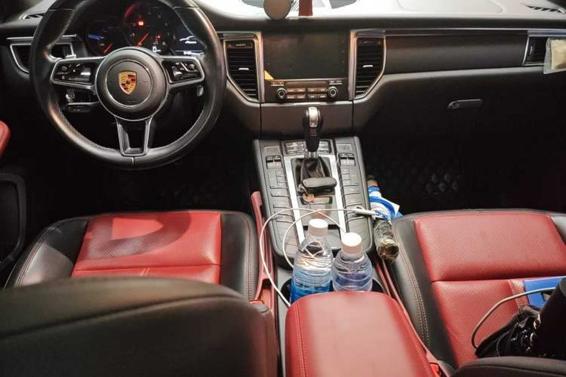 Used Porsche Macan 2017 Macan 2.0T Center Console