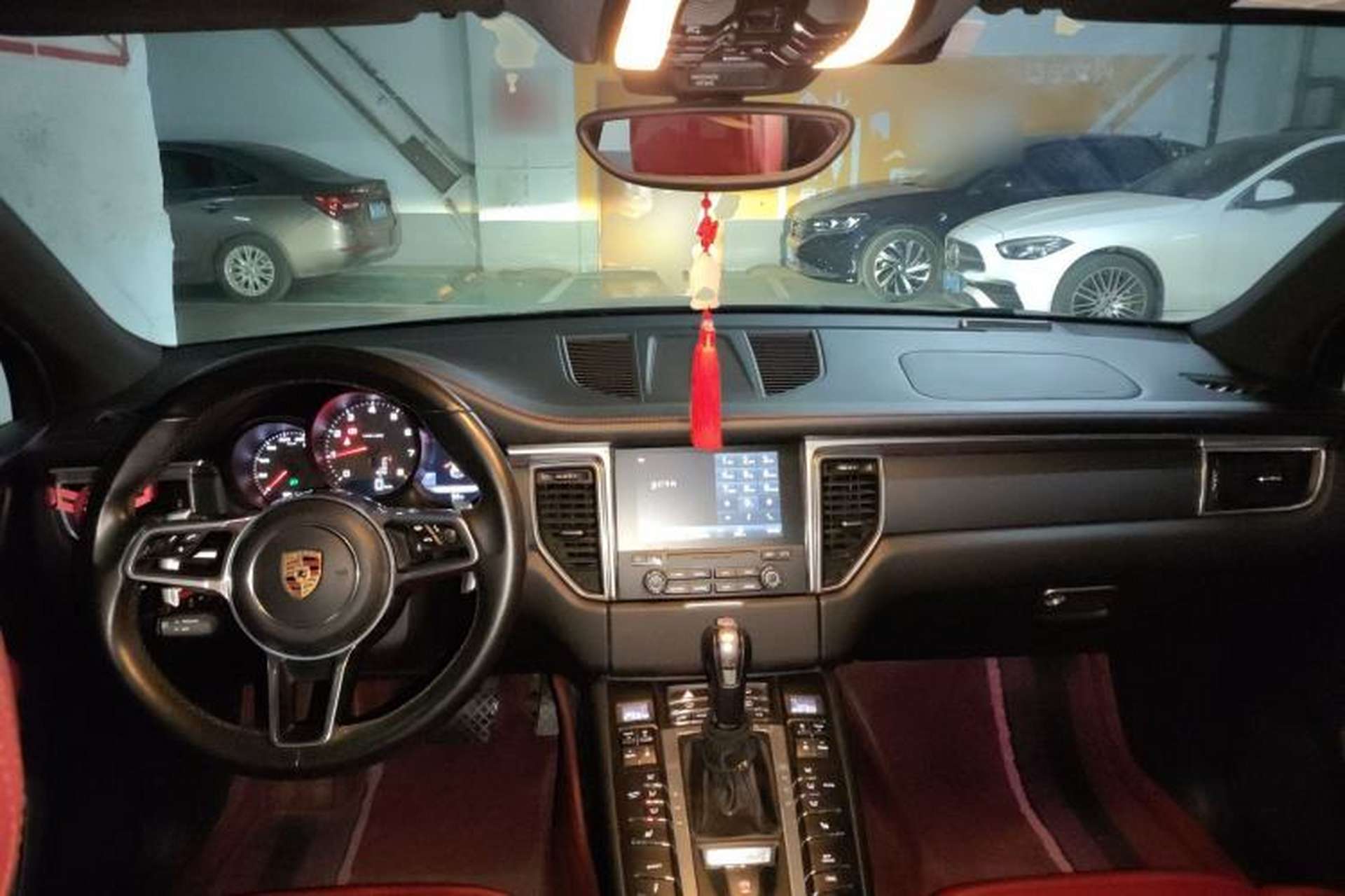 Used Porsche Macan 2017 Macan 2.0T Center Console