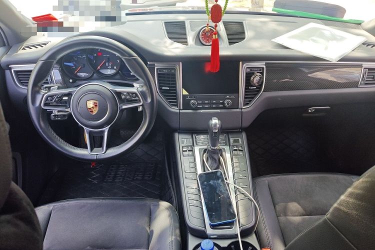 Used Porsche Macan 2017 Macan 2.0T Center Console