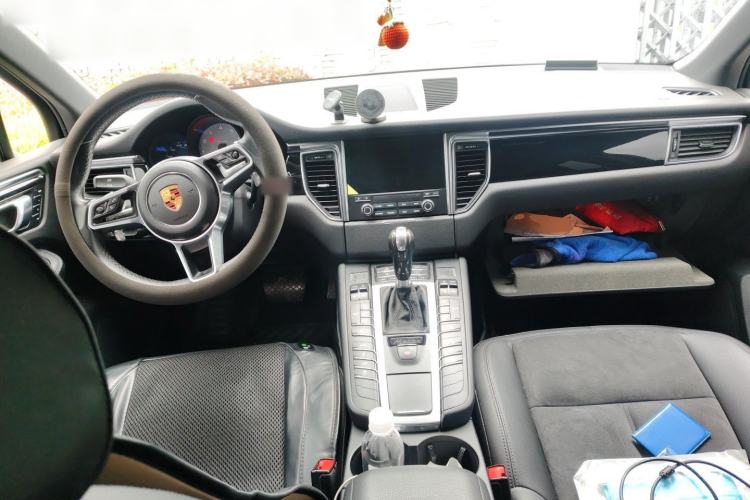Used Porsche Macan 2017 Macan S 3.0T Center Console