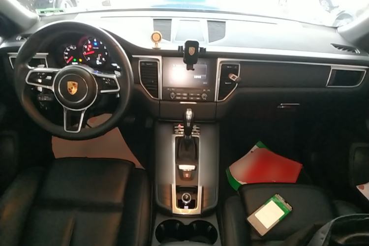 Used Porsche Macan 2017 Macan 2.0T Center Console