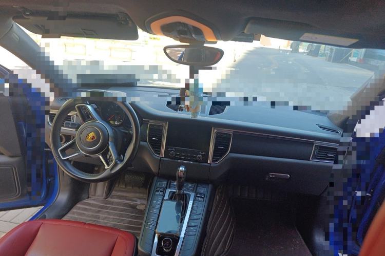 Used Porsche Macan 2017 Macan 2.0T Center Console