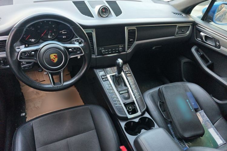 Used Porsche Macan 2017 Macan 2.0T Center Console