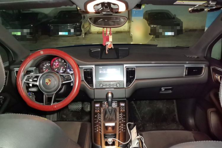 Used Porsche Macan 2017 Macan 2.0T Center Console