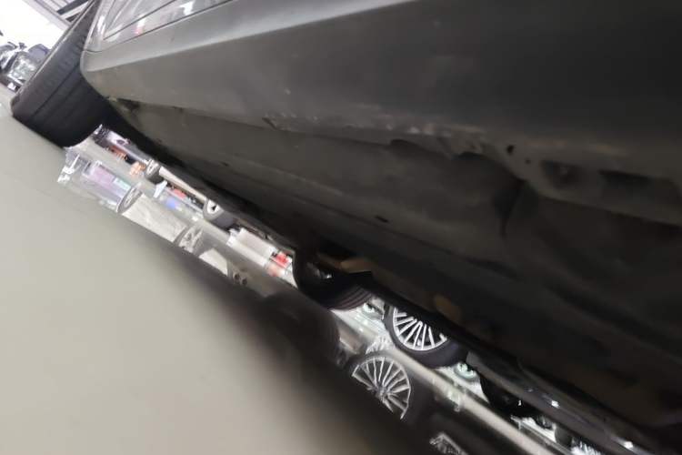 Used Porsche Macan 2017 Macan 2.0T Chassis Rear Left