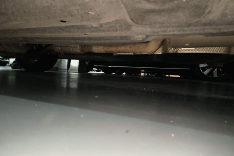 Used Porsche Macan 2017 Macan 2.0T Chassis Rear Left