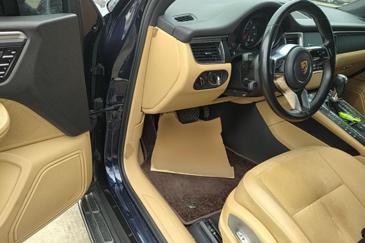 Used Porsche Macan 2017 Macan 2.0T Driver Seat