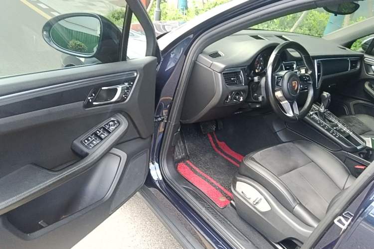 Used Porsche Macan 2017 Macan 2.0T Driver Seat