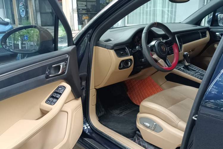 Used Porsche Macan 2017 Macan 2.0T Driver Seat