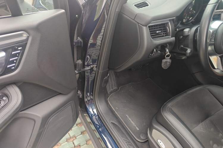 Used Porsche Macan 2017 Macan 2.0T Driver Seat